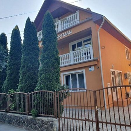 Birta Apartman Hajdúszoboszló Exterior foto