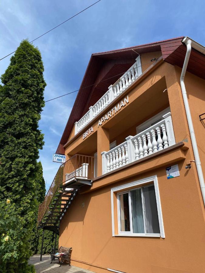 Birta Apartman Hajdúszoboszló Exterior foto